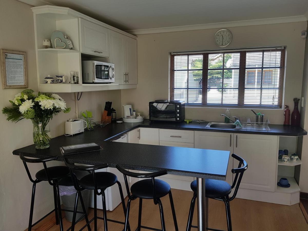 Apartment 7 On Oakleigh Pietermaritzburg Exteriör bild