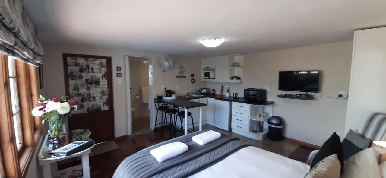Apartment 7 On Oakleigh Pietermaritzburg Exteriör bild
