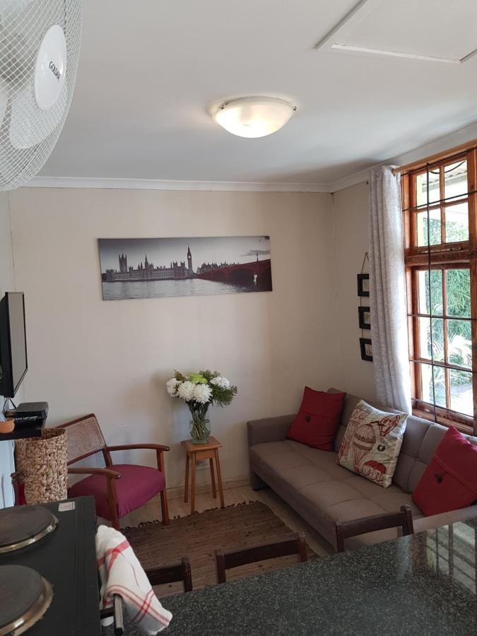 Apartment 7 On Oakleigh Pietermaritzburg Exteriör bild
