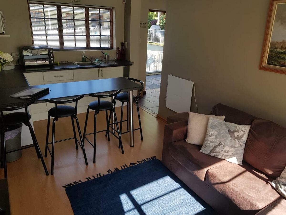 Apartment 7 On Oakleigh Pietermaritzburg Exteriör bild