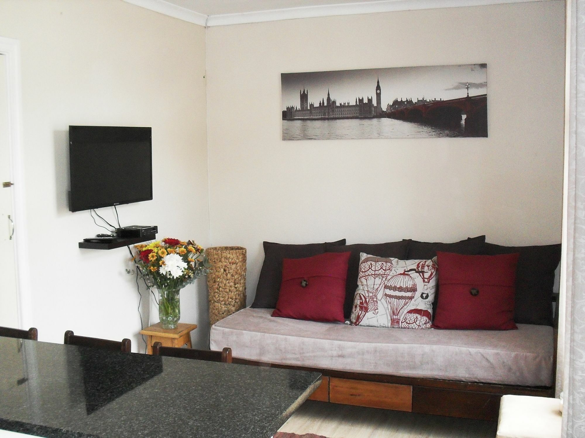 Apartment 7 On Oakleigh Pietermaritzburg Exteriör bild